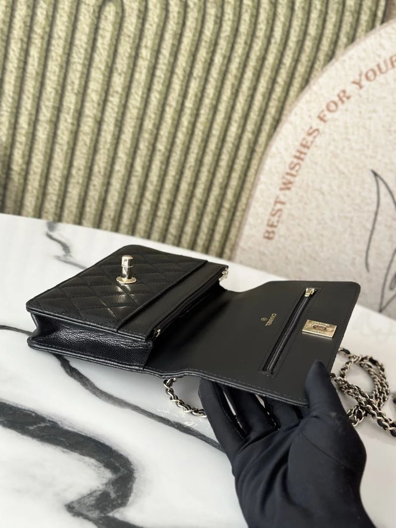 FashionForward Chanel Woc Bags 51963
