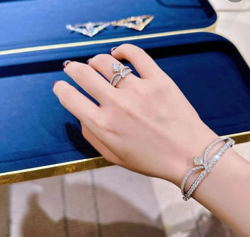 BestValue Chaumet Bracelets 214005