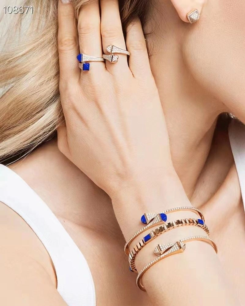 Chaumet Bracelets TimelessDesign 214314