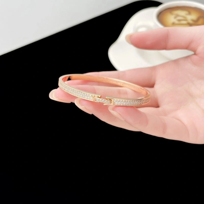 Attractive Chaumet Bracelets 213115