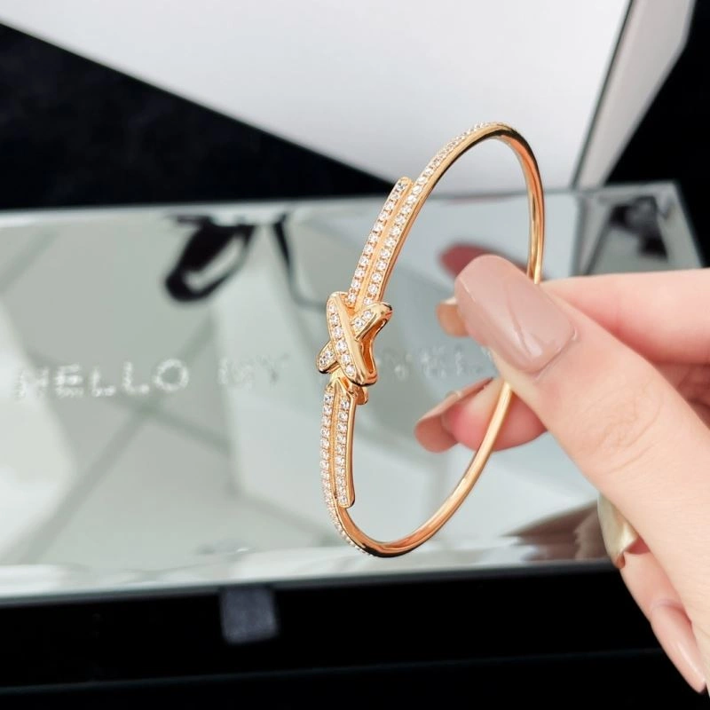 SportInspired Chaumet Bracelets 213117