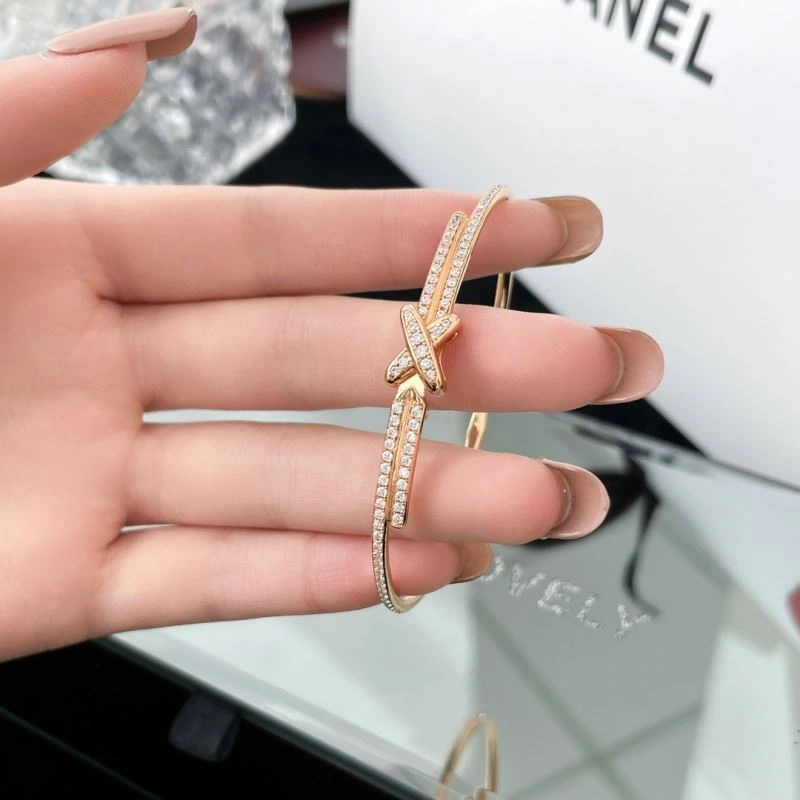SportInspired Chaumet Bracelets 213117