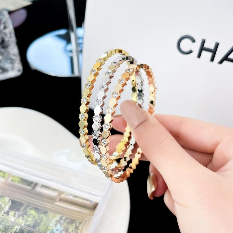HighQuality Chaumet Bracelets 213113