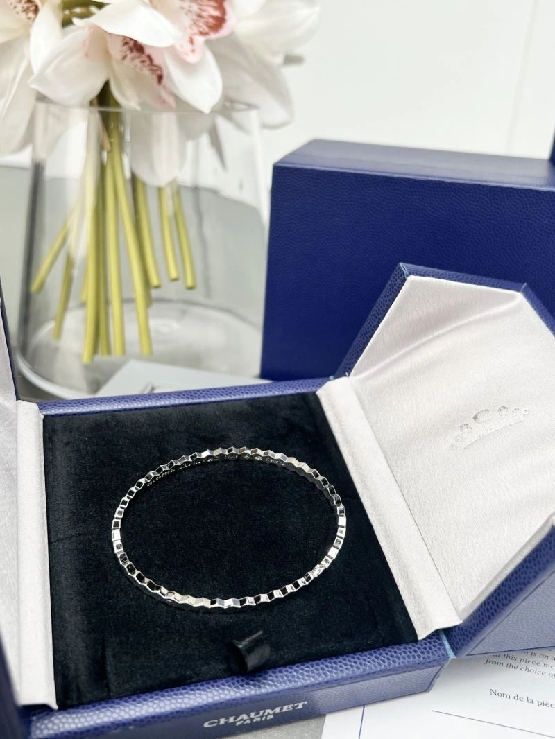 Compact Chaumet Bracelets 212670