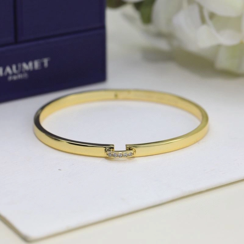 Refined Chaumet Bracelets 212669