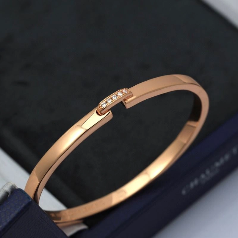 Refined Chaumet Bracelets 212669