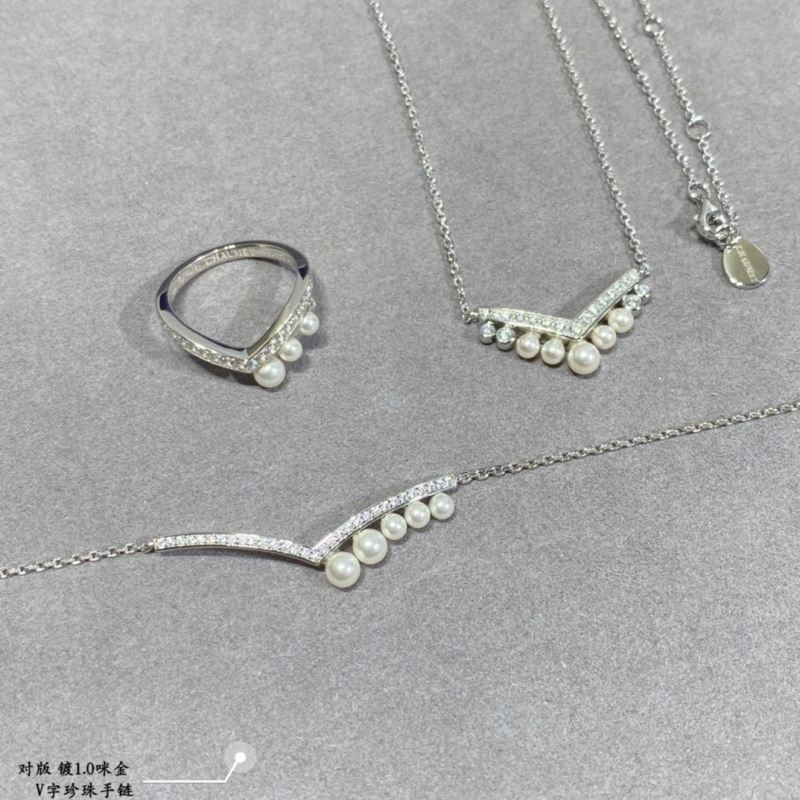 Chaumet Bracelets Durable 212343
