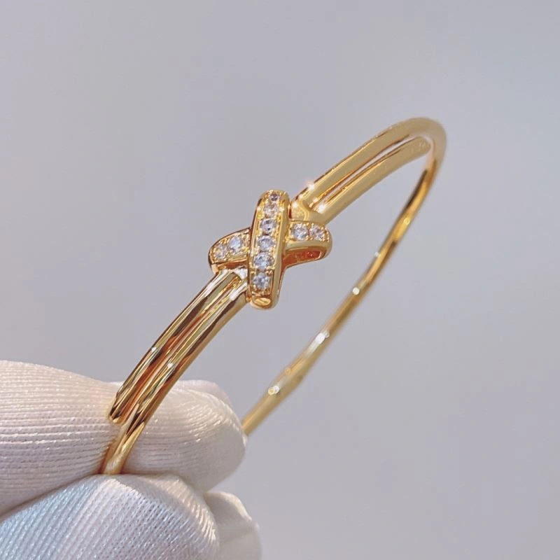 Popular Chaumet Bracelets 211404