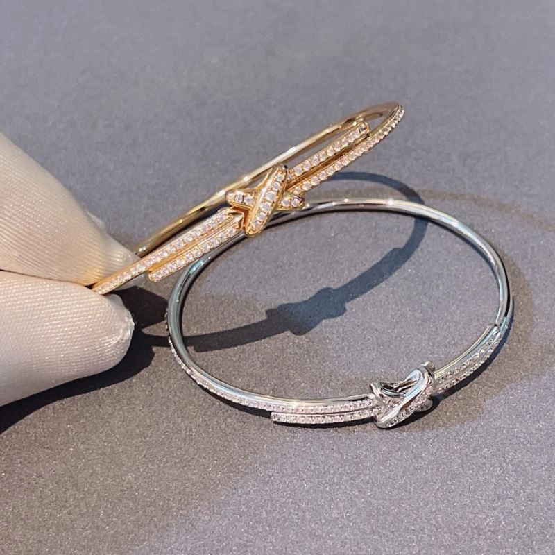 Unisex Chaumet Bracelets 211407