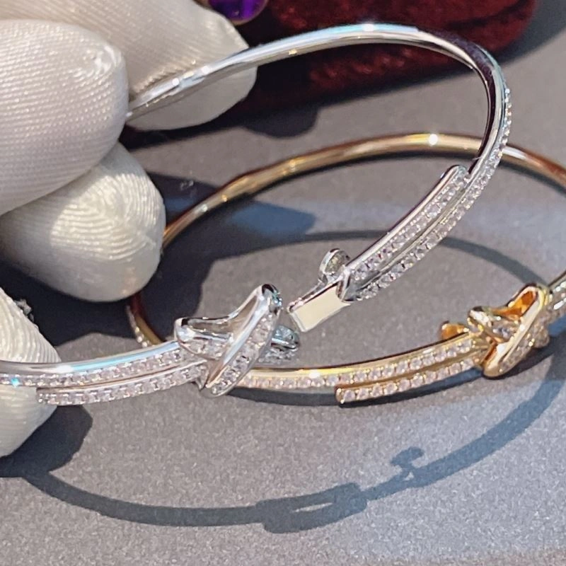 Unisex Chaumet Bracelets 211407