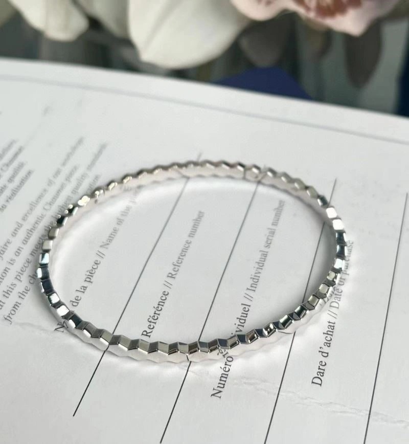 Chaumet Bracelets Supportive 210975