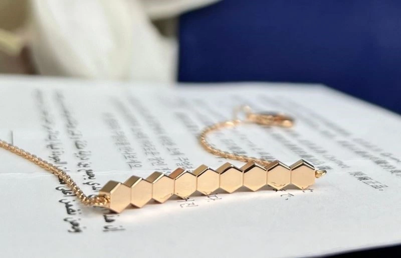 UrbanChic Chaumet Bracelets 210879