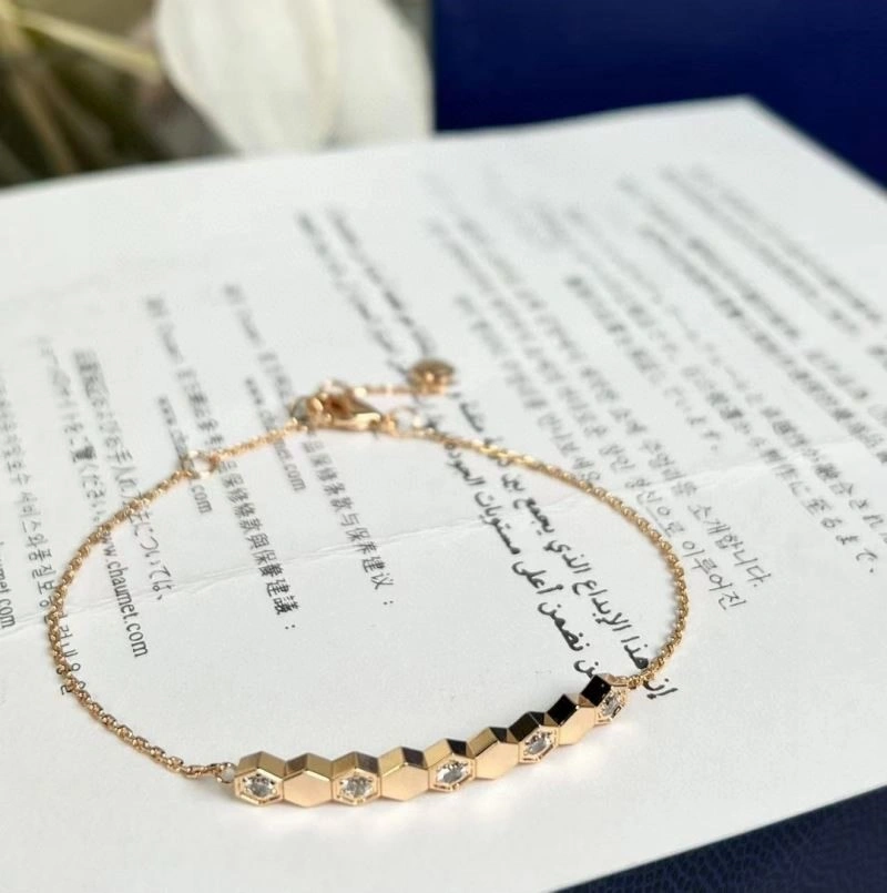 UrbanChic Chaumet Bracelets 210879