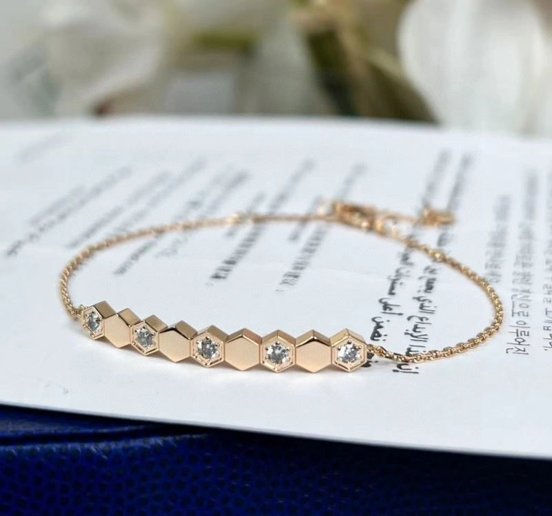 UrbanChic Chaumet Bracelets 210879