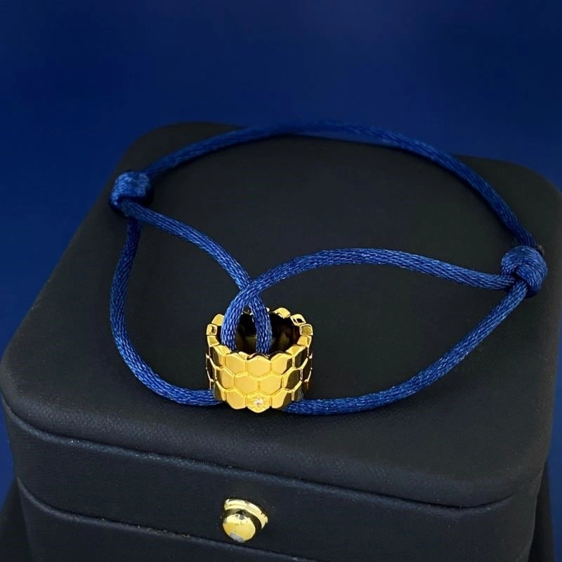Sophisticated Chaumet Bracelets 210032