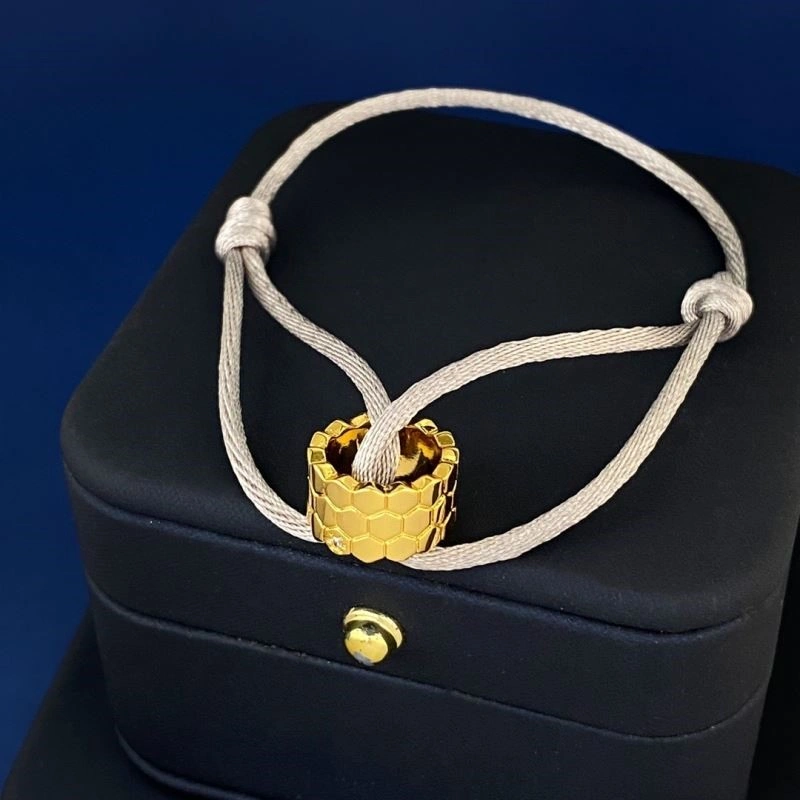 Sophisticated Chaumet Bracelets 210032