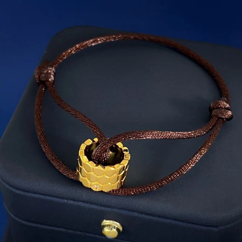 Sophisticated Chaumet Bracelets 210032