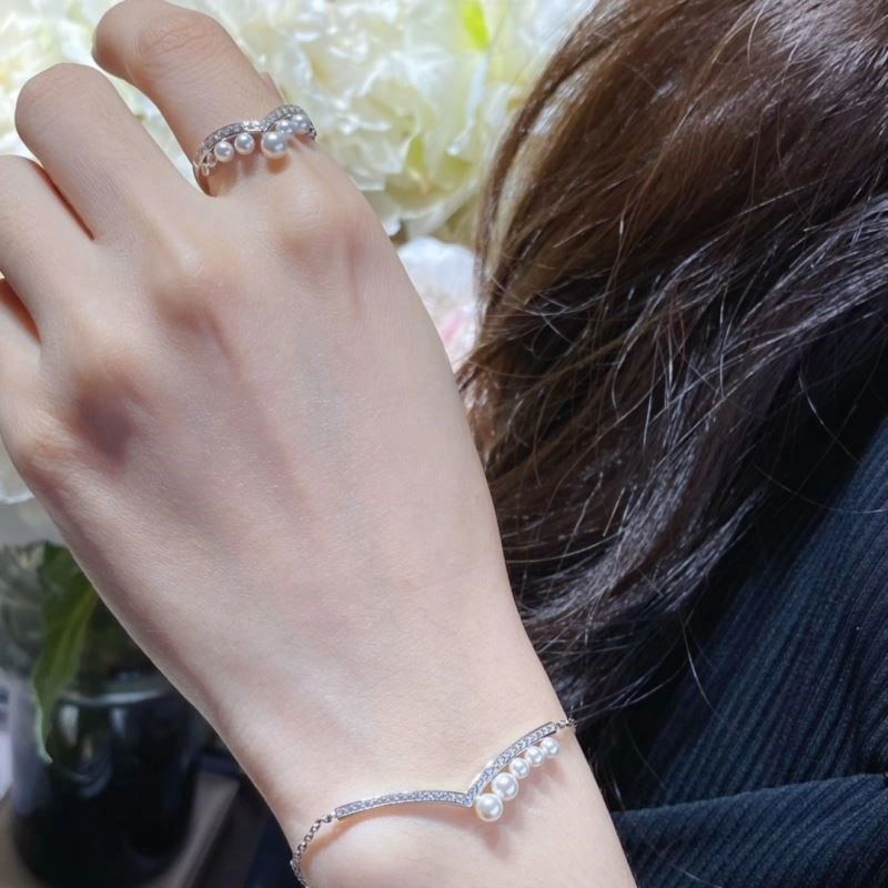 Lightweight Chaumet Bracelets 210018