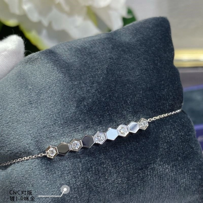 Chaumet Bracelets Chic 210005
