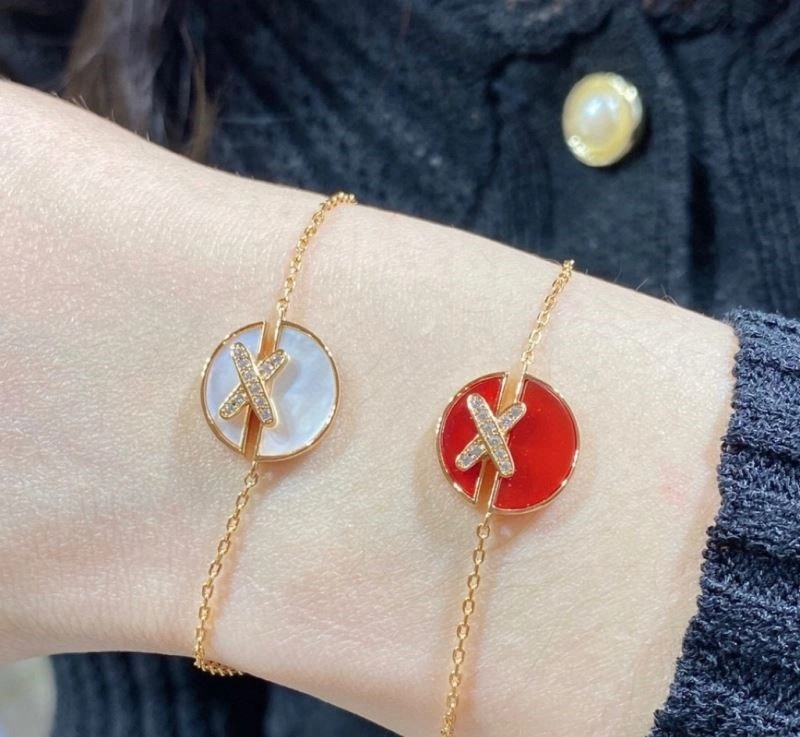 Chaumet Bracelets RelaxedFit 210001
