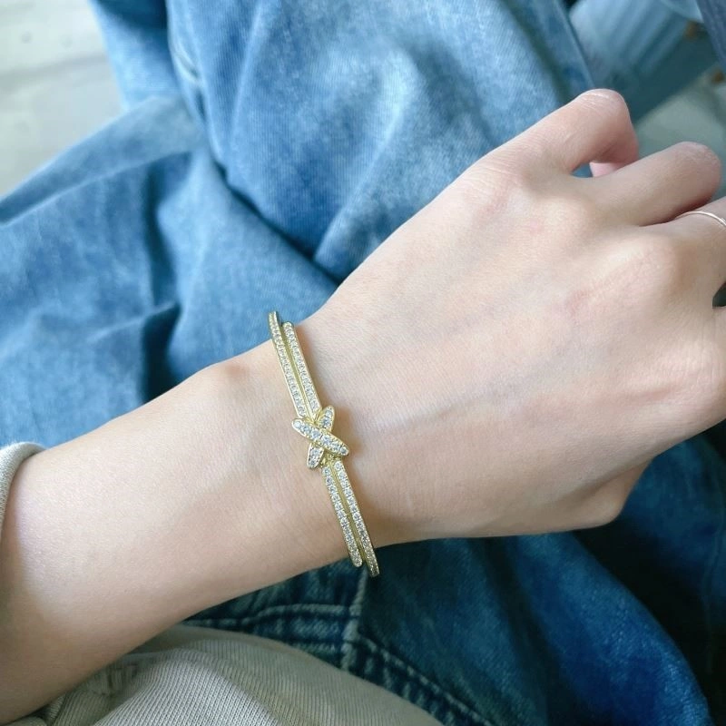 Tailored Chaumet Bracelets 210015