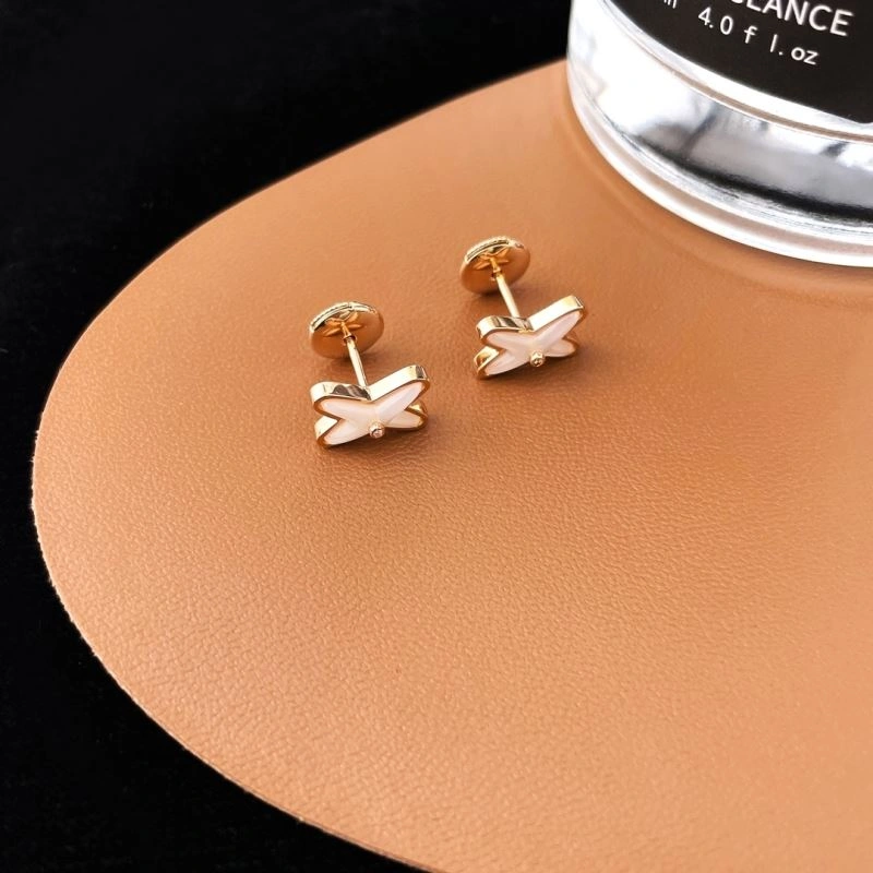 Chaumet Earrings Refined 214654