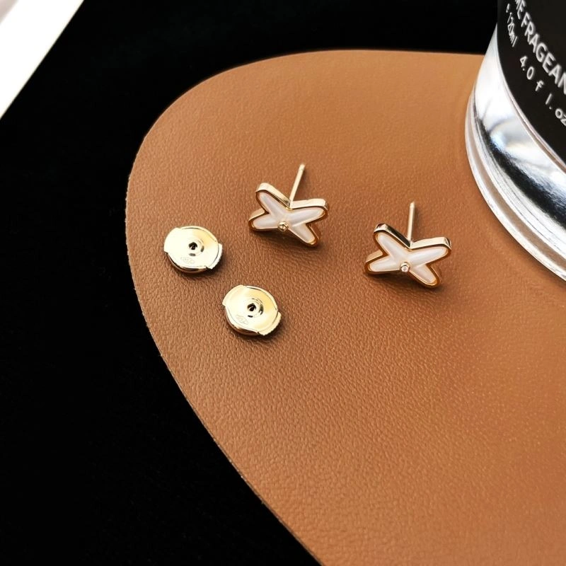 Chaumet Earrings Refined 214654
