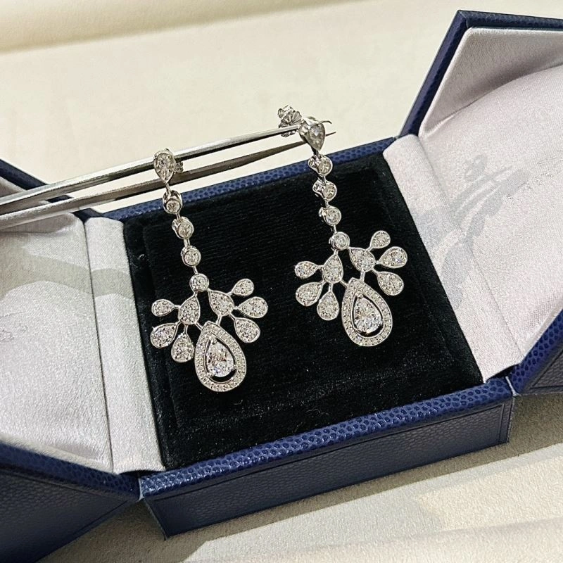 Chaumet Earrings Snug 214298