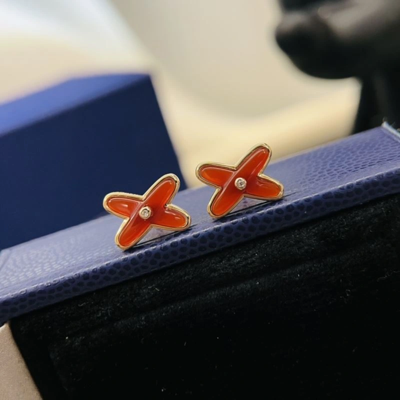 Chaumet Earrings SmoothTexture 214360