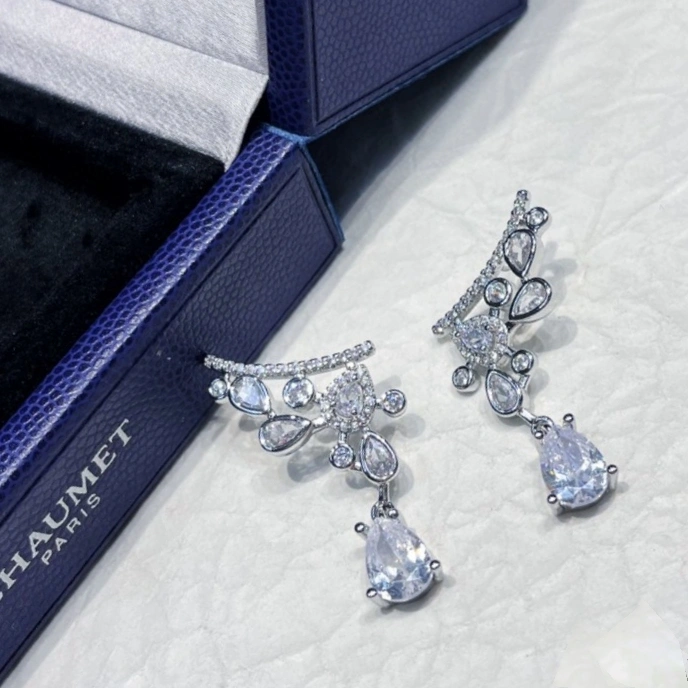 Chaumet Earrings Effortless 212325