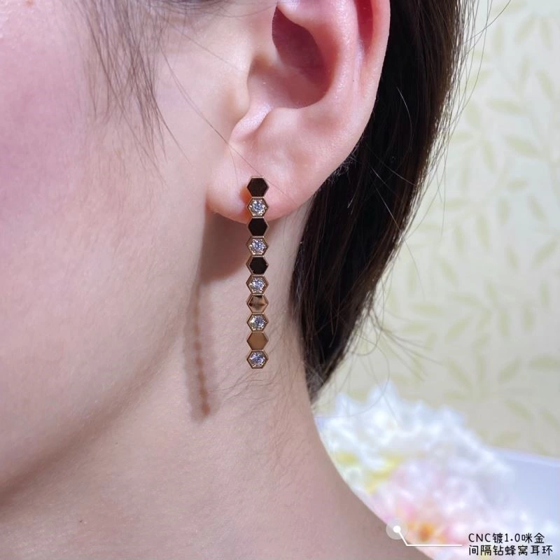 Chaumet Earrings UrbanStyle 209995