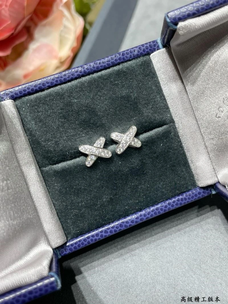 Chaumet Earrings Trendsetting 210023