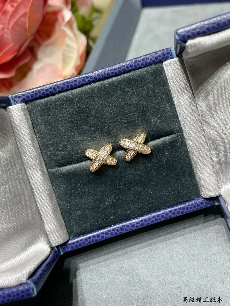 Chaumet Earrings Trendsetting 210023