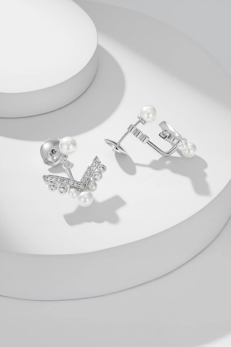 Trendy Chaumet Earrings 208131