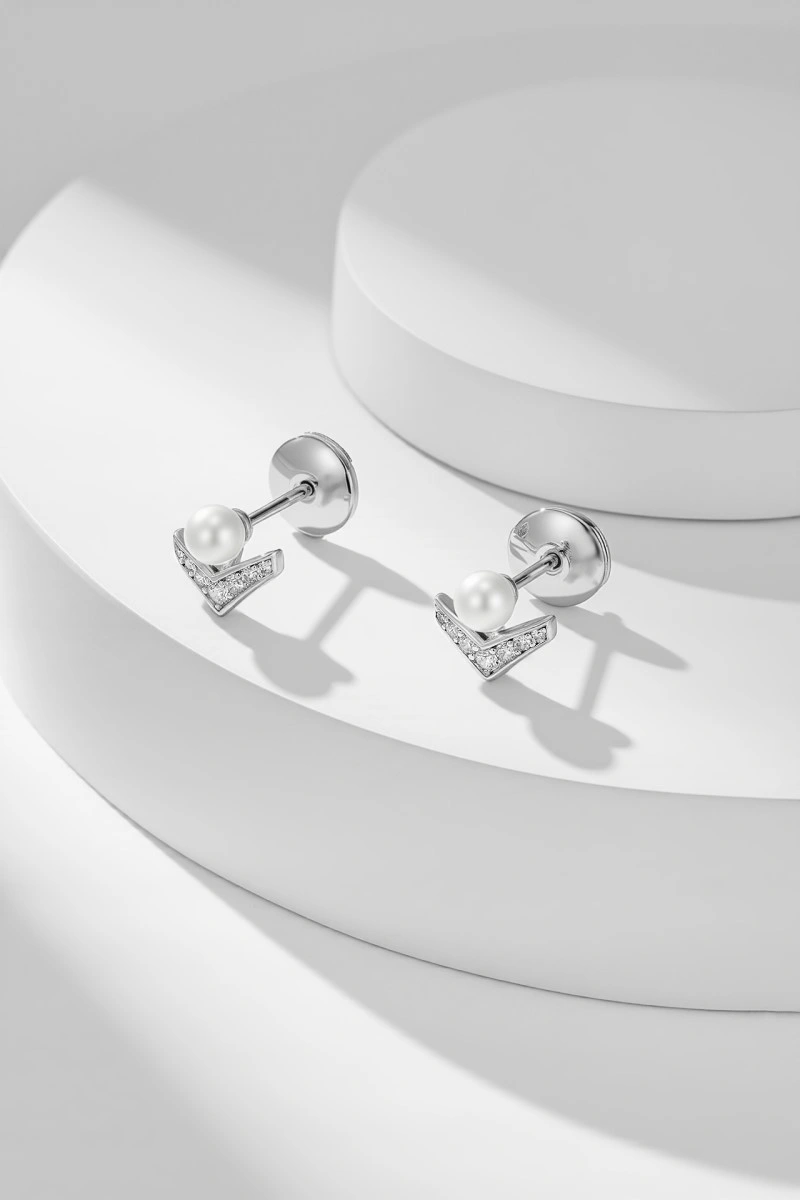Snug Chaumet Earrings 208138