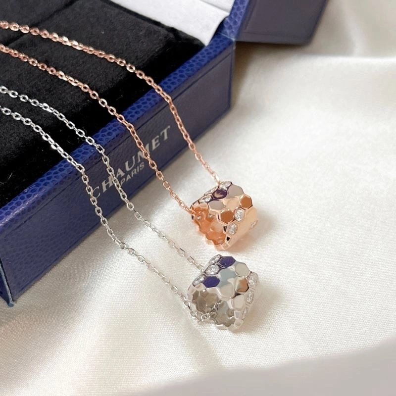 Cozy Chaumet Necklaces 213999