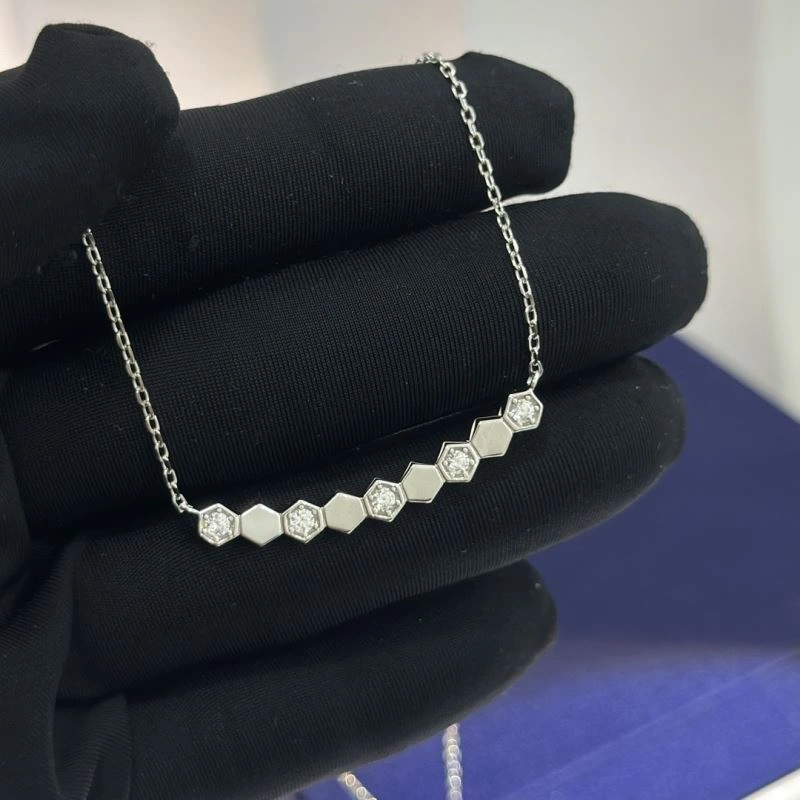 Chaumet Necklaces Effortless 214652