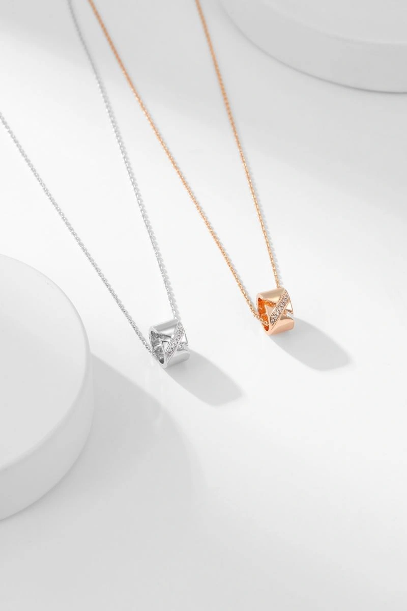 Durable Chaumet Necklaces 214656