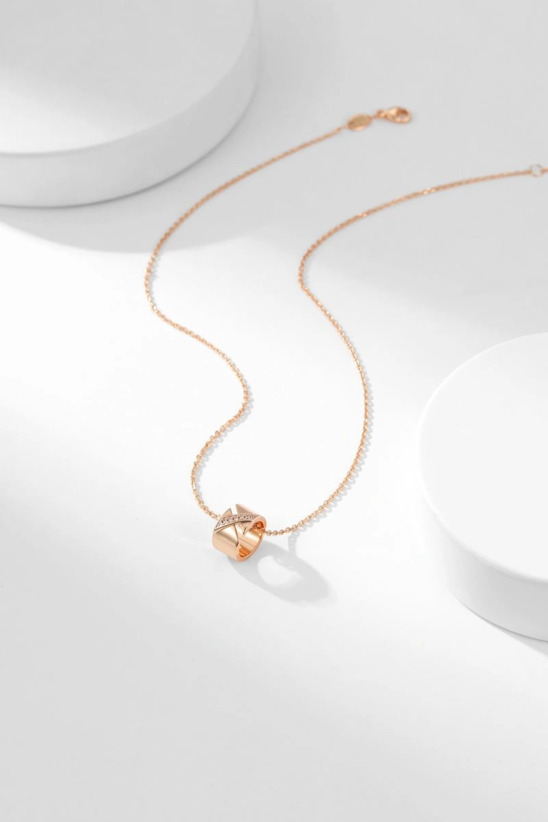 Durable Chaumet Necklaces 214656