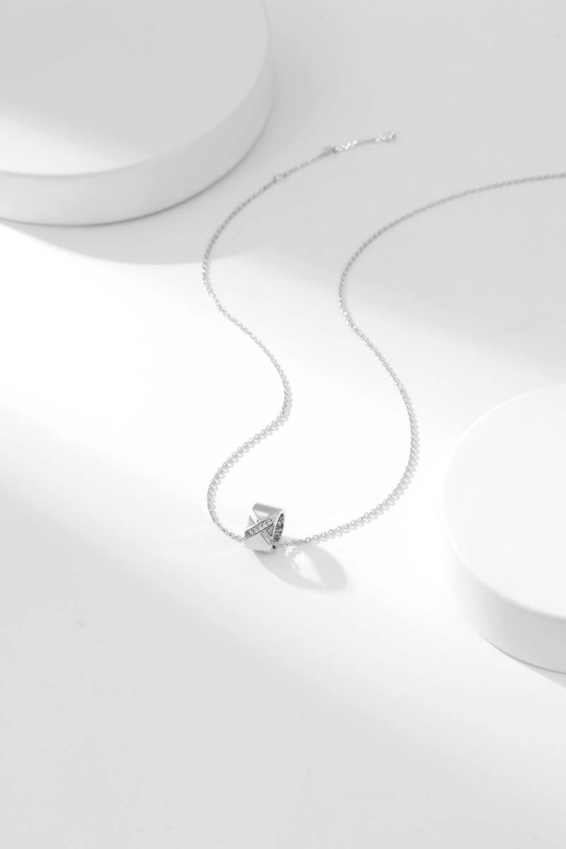 Durable Chaumet Necklaces 214656