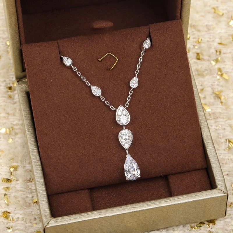 Soft Chaumet Necklaces 213099