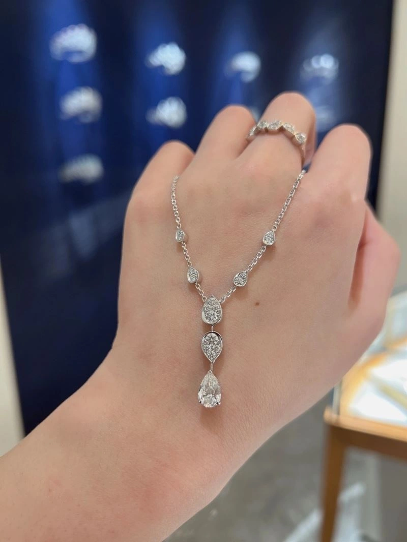 Soft Chaumet Necklaces 213099