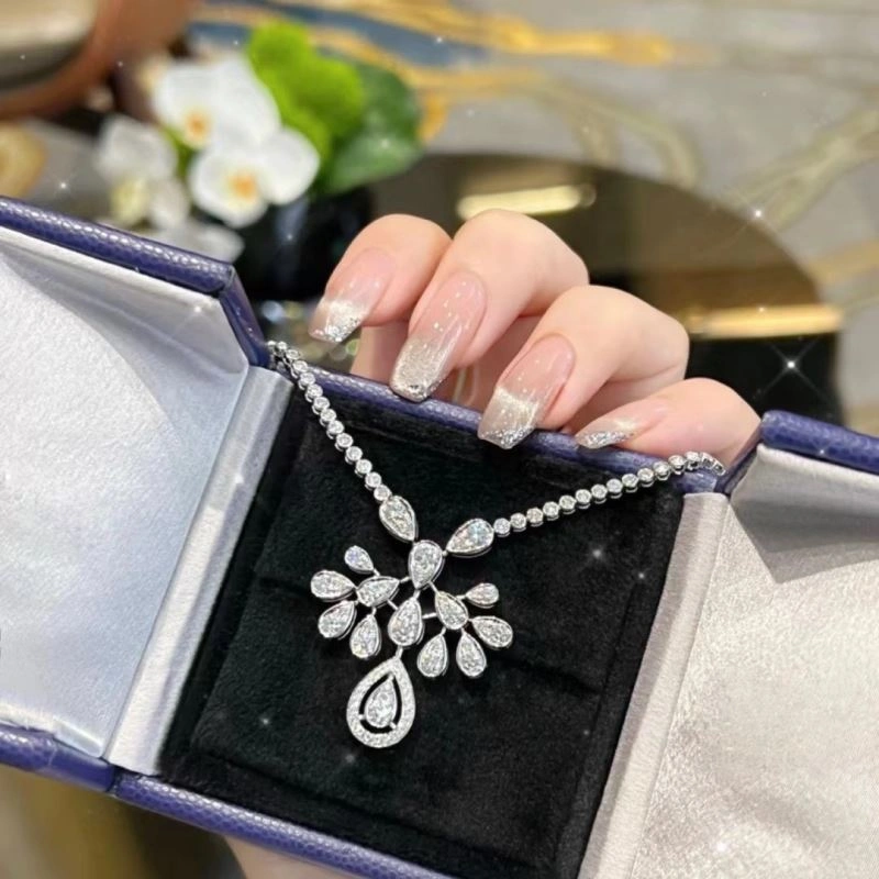 Chaumet Necklaces Seasonal 213107