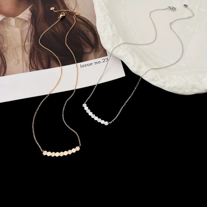 Sporty Chaumet Necklaces 213112