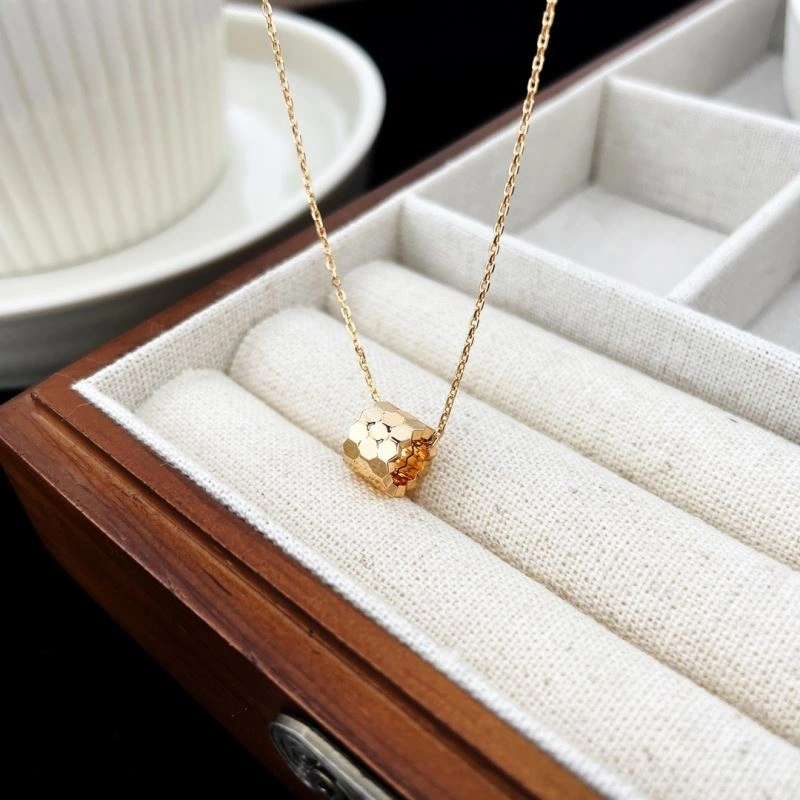 Chaumet Necklaces Reliable 213102