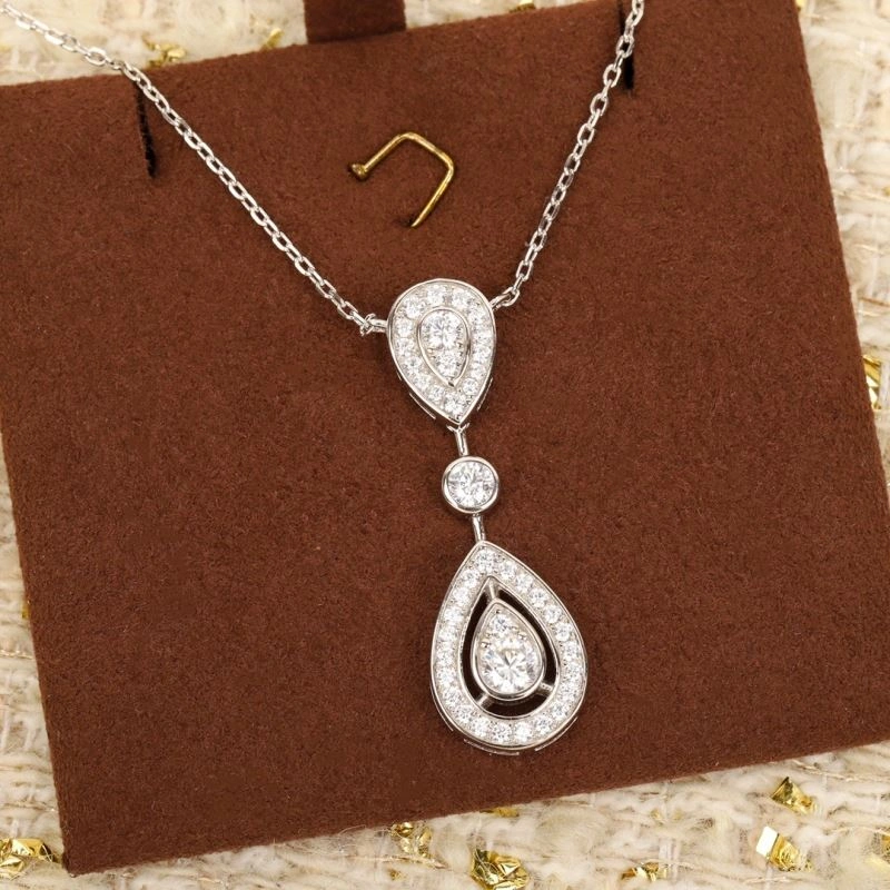 Chaumet Necklaces Resilient 213090