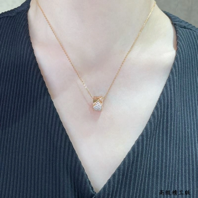 Chaumet Necklaces HighPerformance 212310