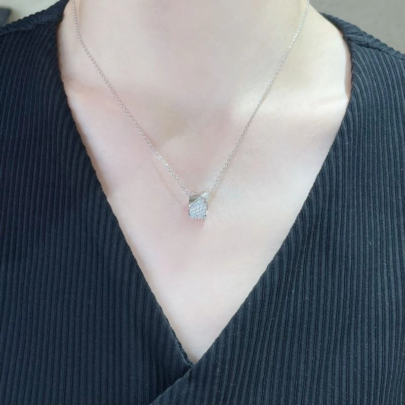 Chaumet Necklaces HighPerformance 212310