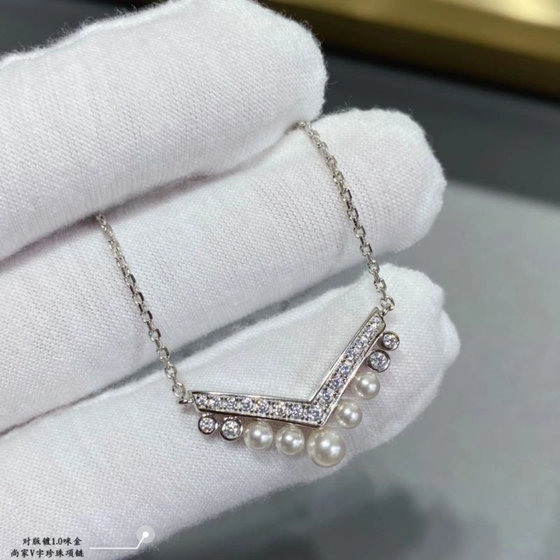 Stylish Chaumet Necklaces 212367