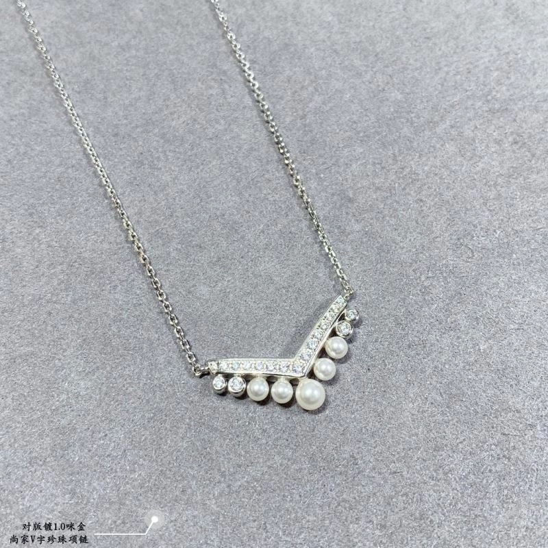 Stylish Chaumet Necklaces 212367